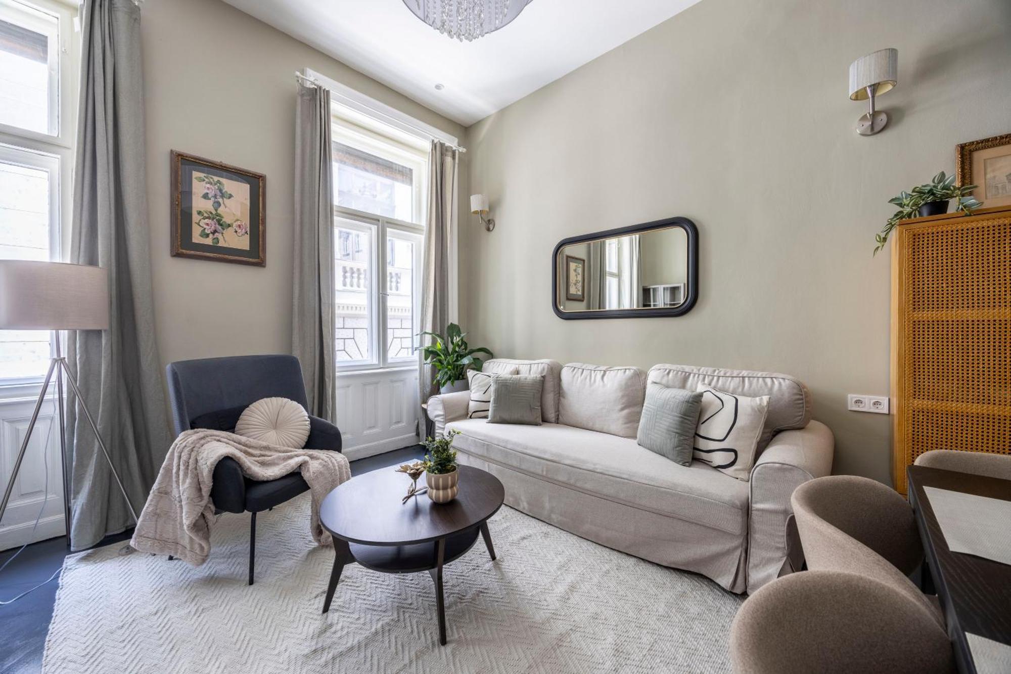 Charming Art Deco Style Apartment In The Heart Of Budapesta Exterior foto