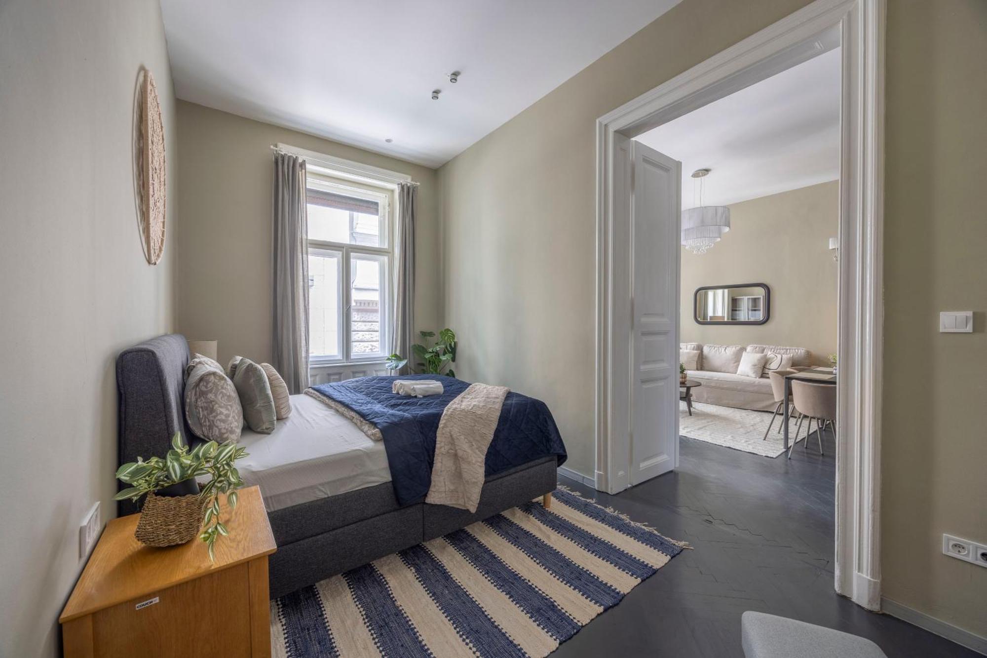 Charming Art Deco Style Apartment In The Heart Of Budapesta Exterior foto